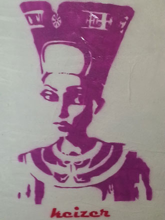 Nefertiti, 2012, mixed media on canvas, 120 x 80 cm